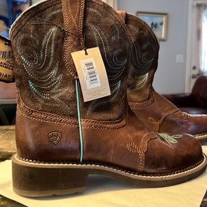 ARIAT Fatbaby Heritage Western Boot